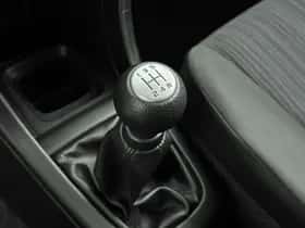 Suzuki Swift (2014) thumbnail 10