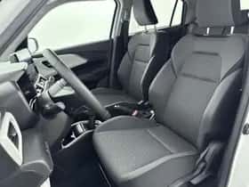 Suzuki Swift (2025) thumbnail 13