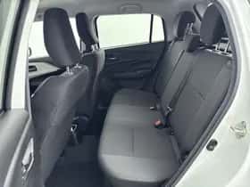Suzuki Swift (2025) thumbnail 14