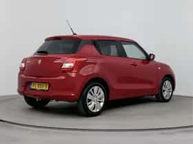 Suzuki Swift (2017) thumbnail 2