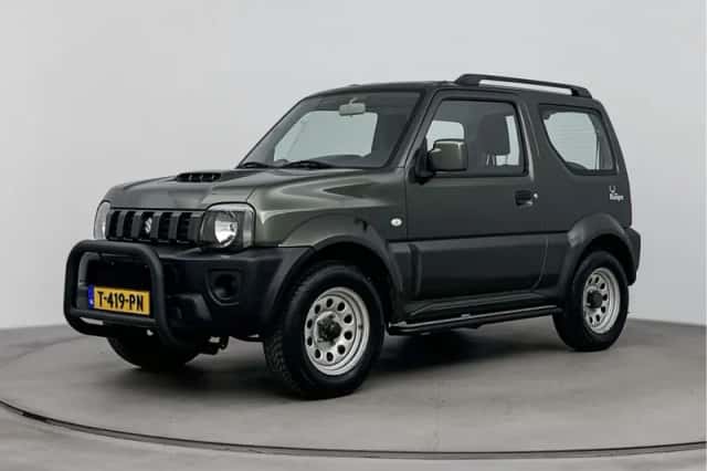 Suzuki Jimny (2018) thumbnail 1