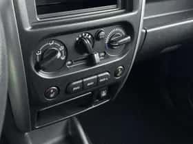 Suzuki Jimny (2018) thumbnail 18