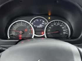 Suzuki Jimny (2018) thumbnail 5