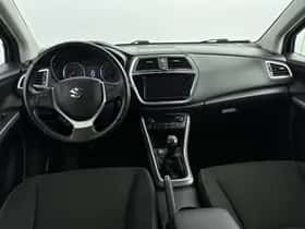 Suzuki S-Cross (2020) thumbnail 4