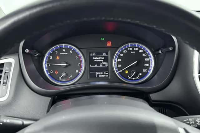 Suzuki S-Cross (2020) thumbnail 6
