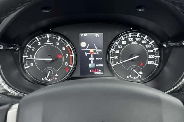 Suzuki Vitara (2025) thumbnail 6
