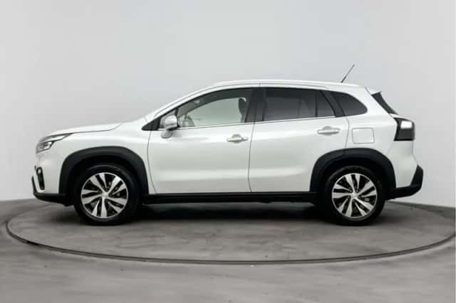 Suzuki S-Cross (2023) thumbnail 3