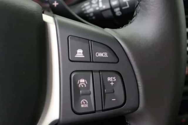 Suzuki S-Cross (2026) thumbnail 5