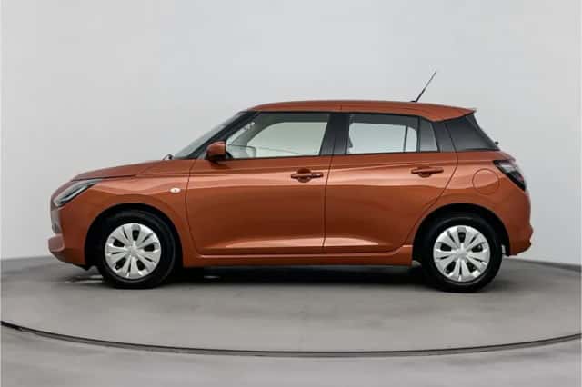 Suzuki Swift (2025) thumbnail 3