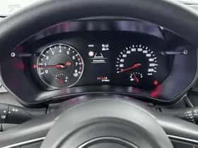 Suzuki Swift (2025) thumbnail 5