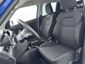 Suzuki Swift (2021) thumbnail 14