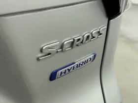 Suzuki S-Cross (2023) thumbnail 17