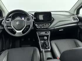 Suzuki S-Cross (2023) thumbnail 5