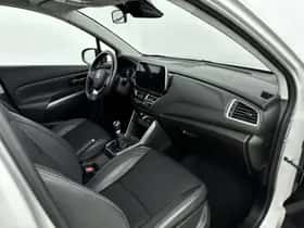 Suzuki S-Cross (2023) thumbnail 7
