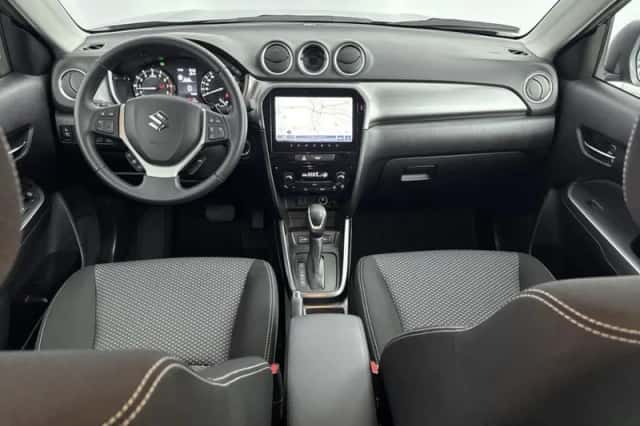 Suzuki Vitara (2025) thumbnail 4