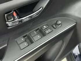 Suzuki S-Cross (2023) thumbnail 21