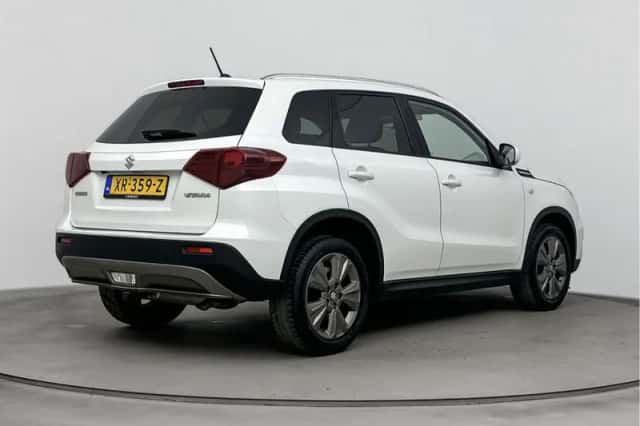 Suzuki Vitara (2019) thumbnail 2
