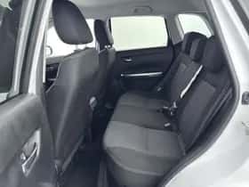 Suzuki Vitara (2019) thumbnail 16