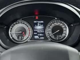 Suzuki S-Cross (2022) thumbnail 5
