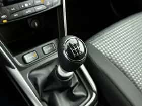 Suzuki S-Cross (2022) thumbnail 10