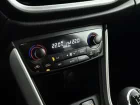 Suzuki S-Cross (2020) thumbnail 8