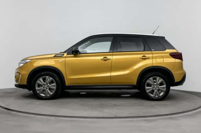 Suzuki Vitara (2023) thumbnail 3