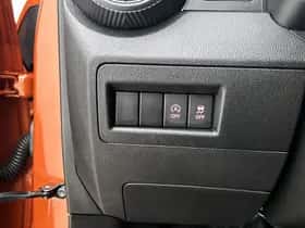 Suzuki Ignis (2024) thumbnail 23