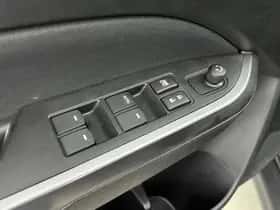 Suzuki Vitara (2025) thumbnail 21