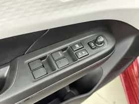 Suzuki Swift (2025) thumbnail 22