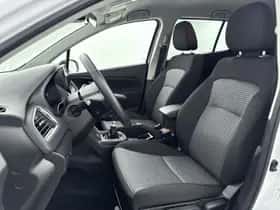 Suzuki S-Cross (2023) thumbnail 16