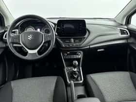 Suzuki S-Cross (2023) thumbnail 5