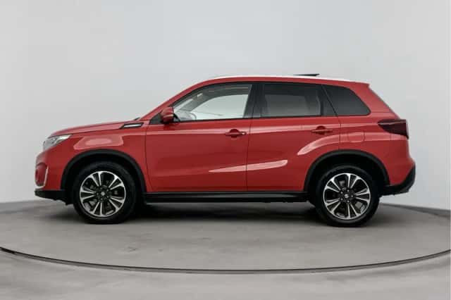 Suzuki Vitara (2022) thumbnail 3