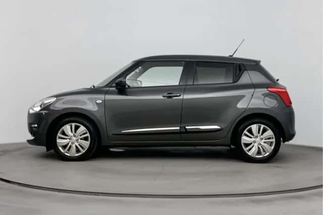 Suzuki Swift (2018) thumbnail 3