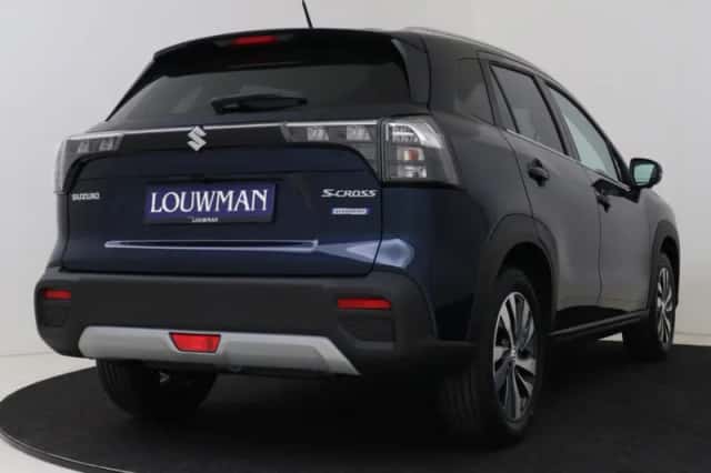 Suzuki S-Cross (2026) thumbnail 2