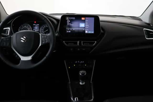 Suzuki S-Cross (2026) thumbnail 5