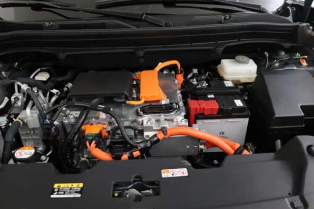Suzuki E_Vitara (2026) thumbnail 6