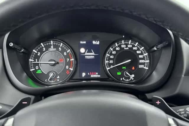 Suzuki S-Cross (2025) thumbnail 5