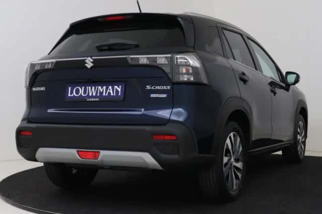 Suzuki S-Cross (2026) thumbnail 2