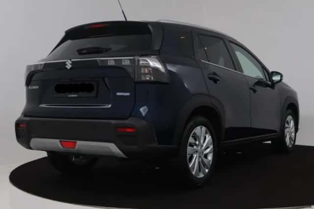 Suzuki S-Cross (2026) thumbnail 2