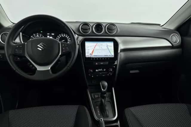 Suzuki Vitara (2025) thumbnail 4