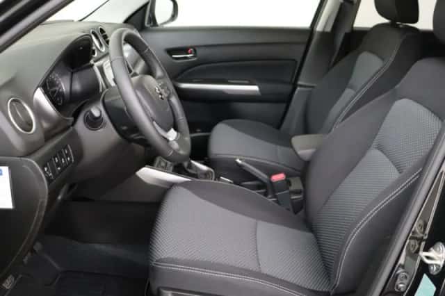 Suzuki Vitara (2026) thumbnail 4
