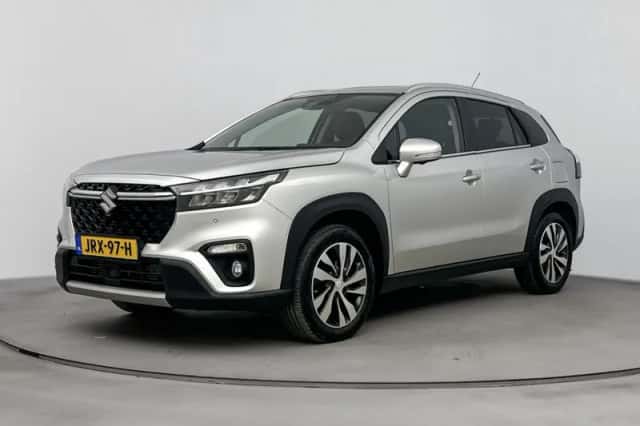 Suzuki S-Cross (2023) thumbnail 1