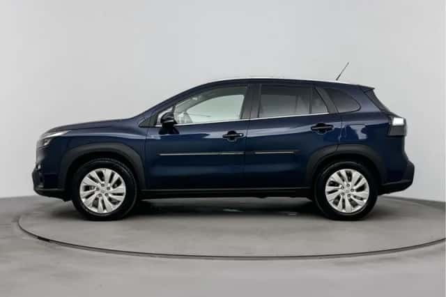 Suzuki S-Cross (2023) thumbnail 3