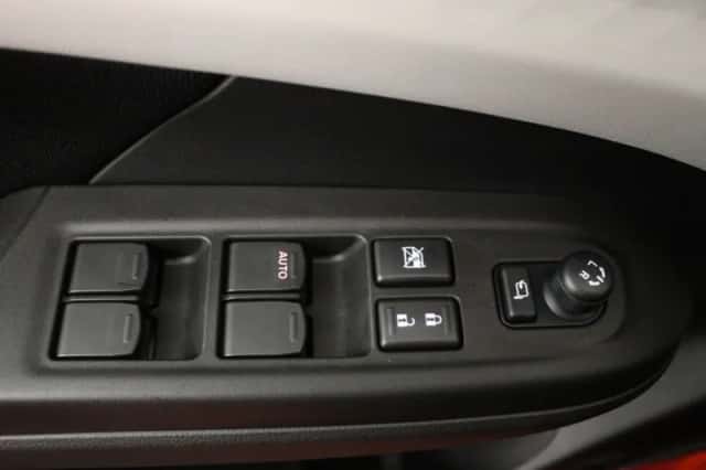 Suzuki Swift (2026) thumbnail 4