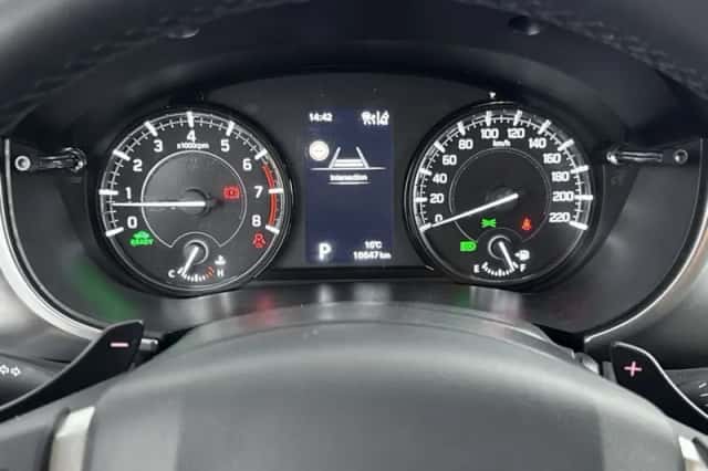 Suzuki Vitara (2025) thumbnail 5