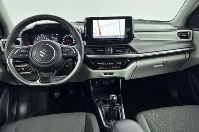 Suzuki Swift (2025) thumbnail 4