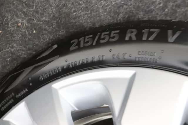 Suzuki S-Cross (2023) thumbnail 6