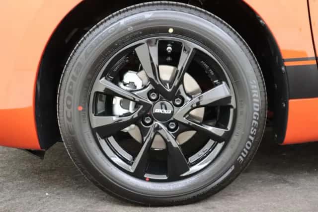 Suzuki Swift (2026) thumbnail 4