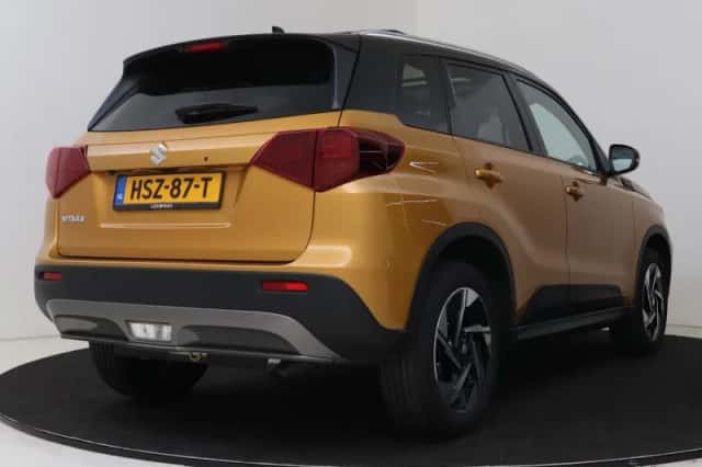 Suzuki Vitara (2025) thumbnail 2