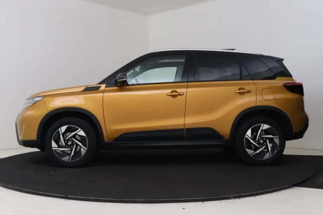 Suzuki Vitara (2025) thumbnail 3